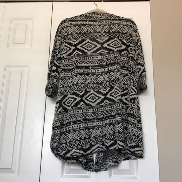 cardigan - Picture 3 of 3